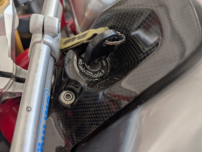 carbon_key1.jpg